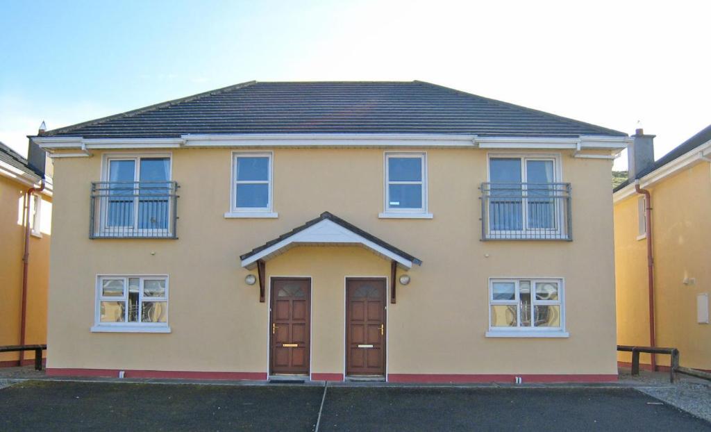 Lios Na Mara Lahinch Villa Room photo